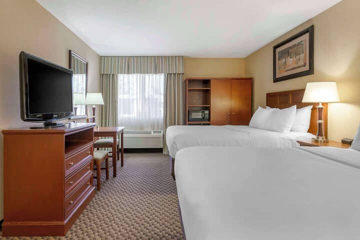 Room 18 of 42