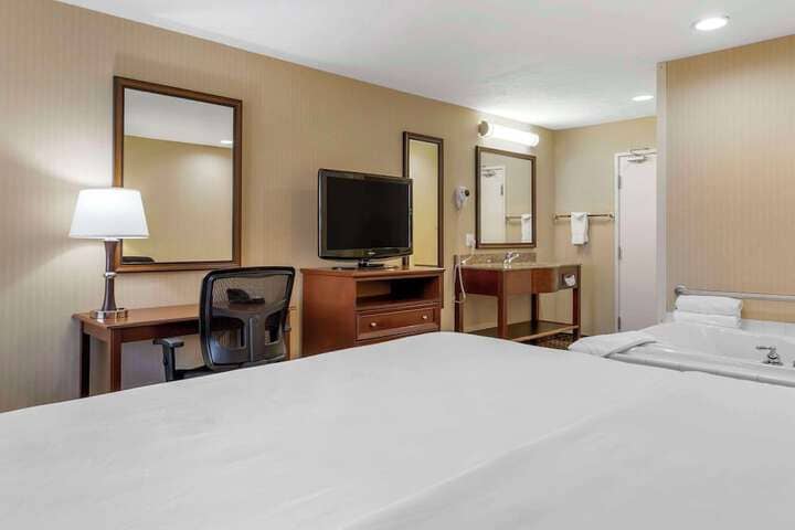 Room 14 of 42