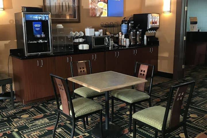 Breakfast/Coffee Service 36 of 42